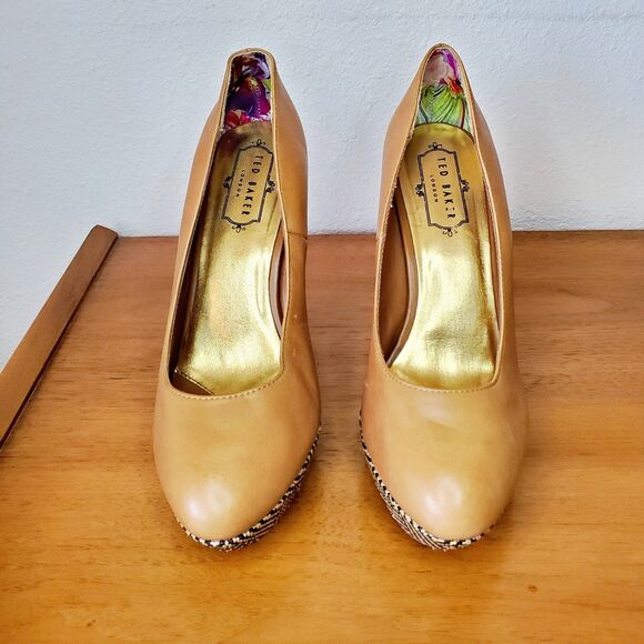 Ted Baker Brandeey Cognac Leather Round Toe Woven Raffia Wedge Heels Sz 9.5 - Picture 2 of 8